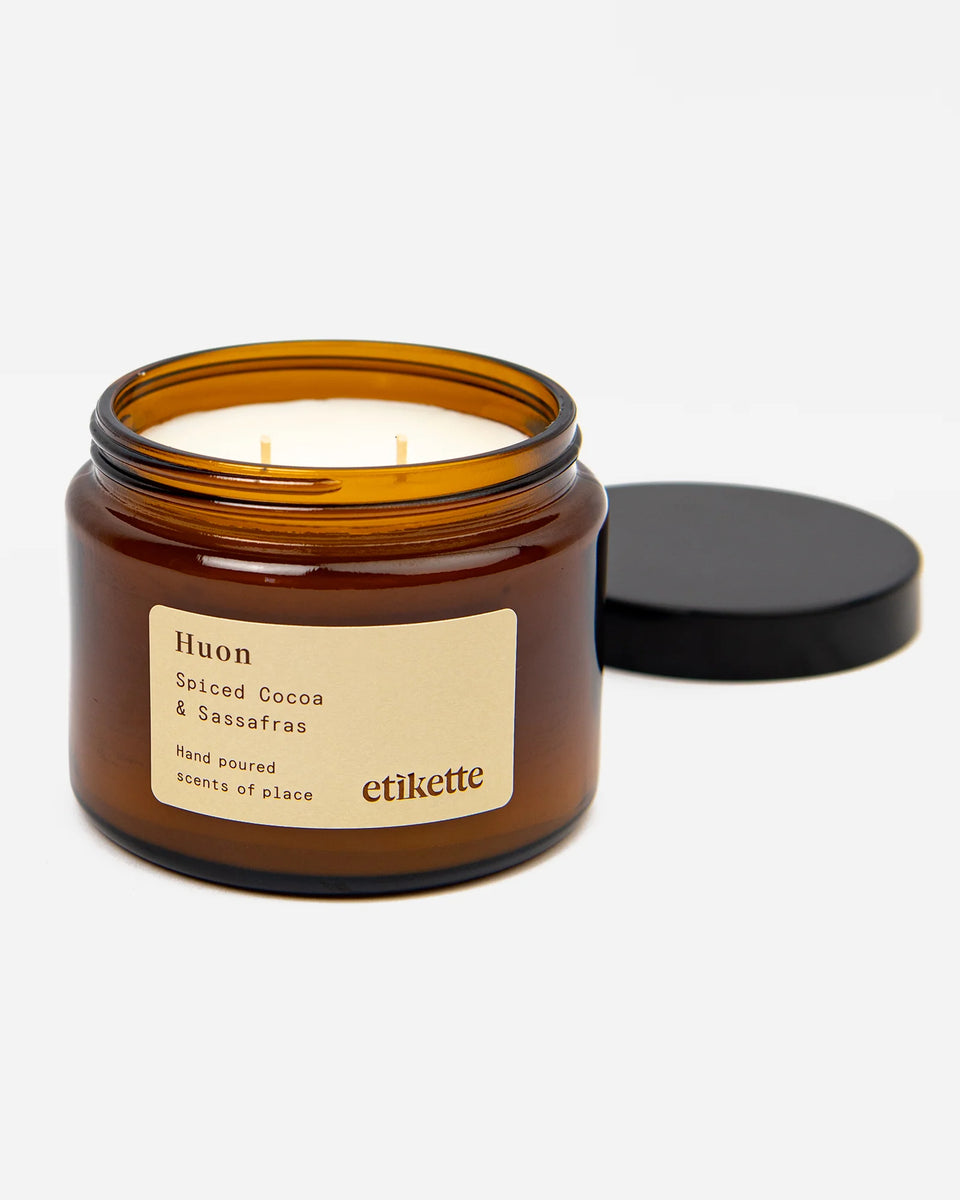 Huon // Spiced Cocoa + Sassafras Etikette Candle Frock Me Out