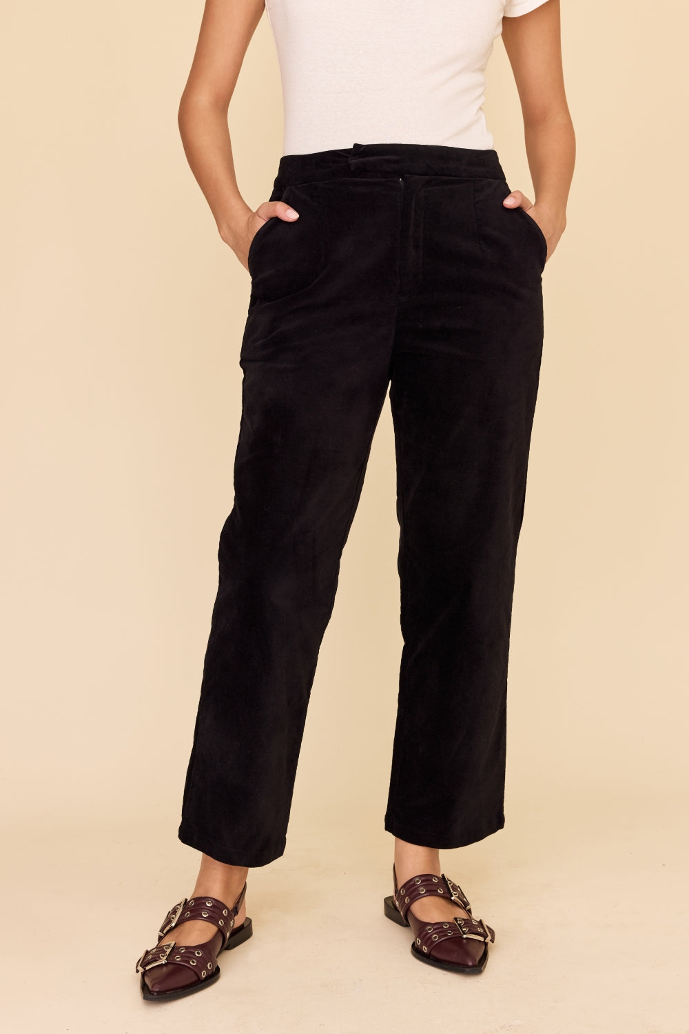 BLACK Velvet Pants