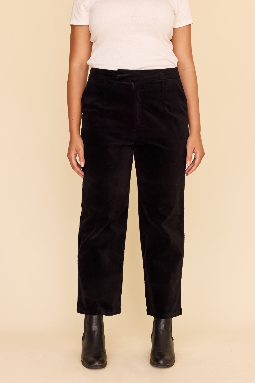 BLACK Velvet Pants