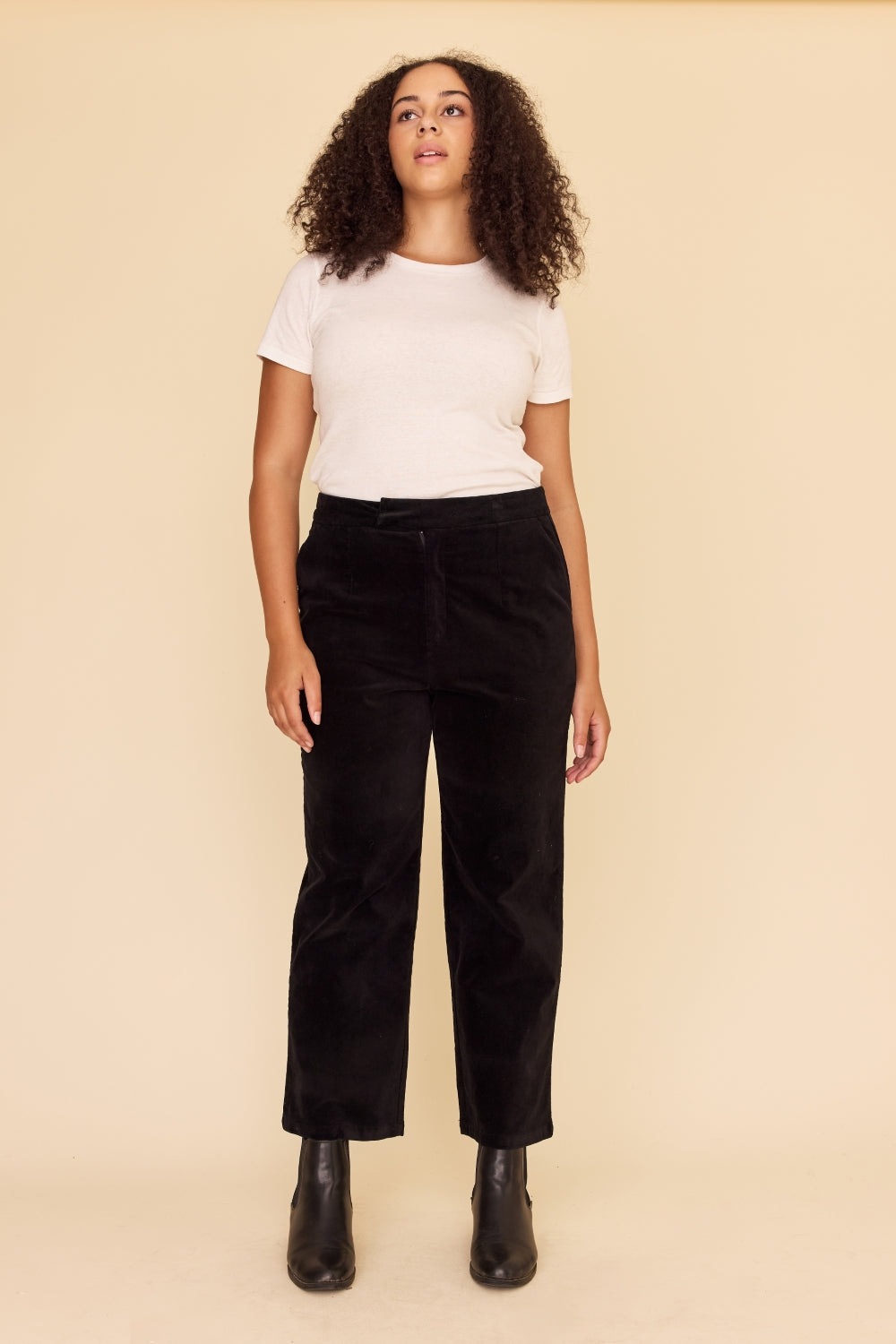 BLACK Velvet Pants