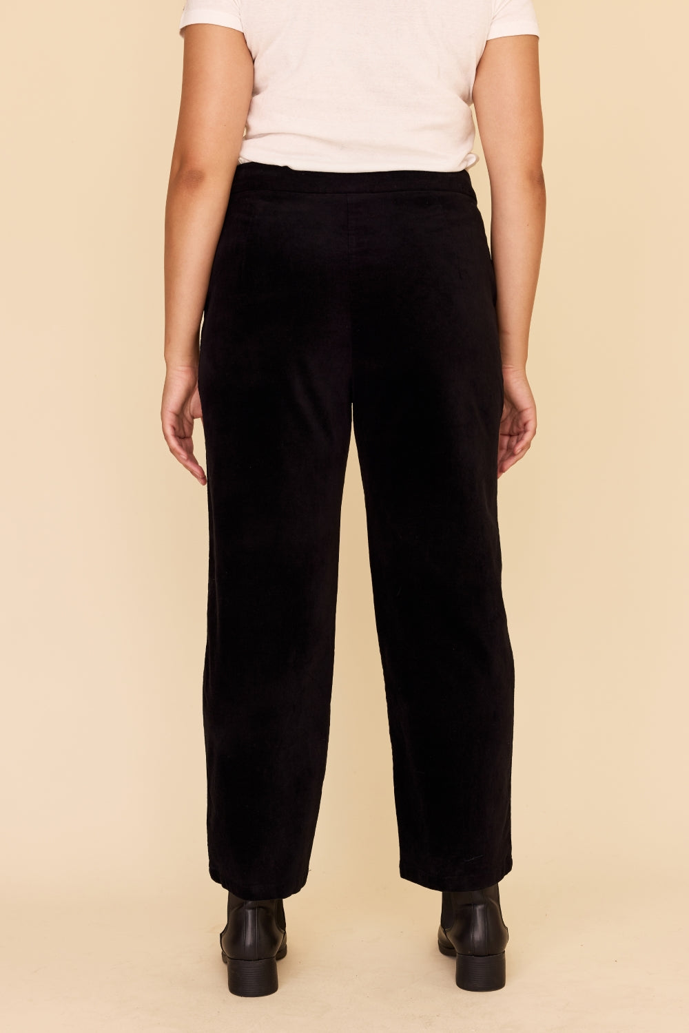 BLACK Velvet Pants