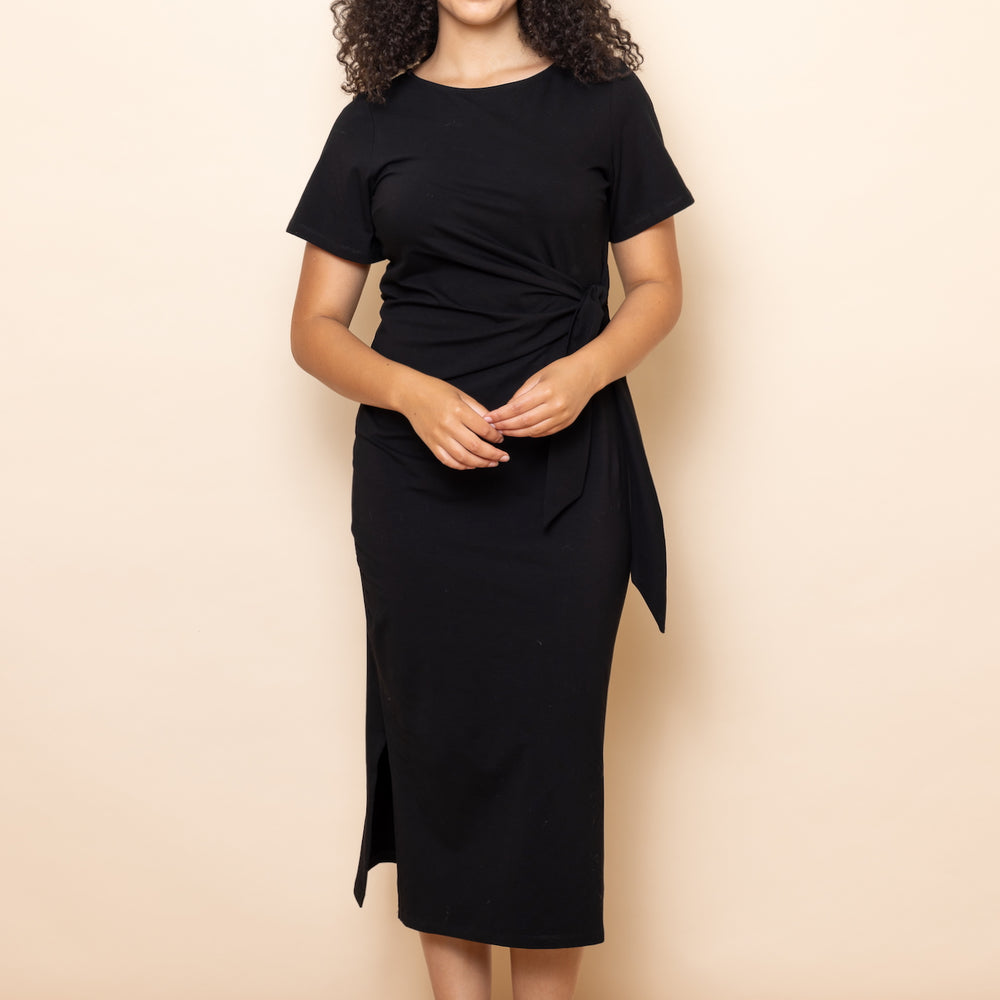 
                      
                        WHOLESALE - BLACK Tie Waist Stretch Dress
                      
                    