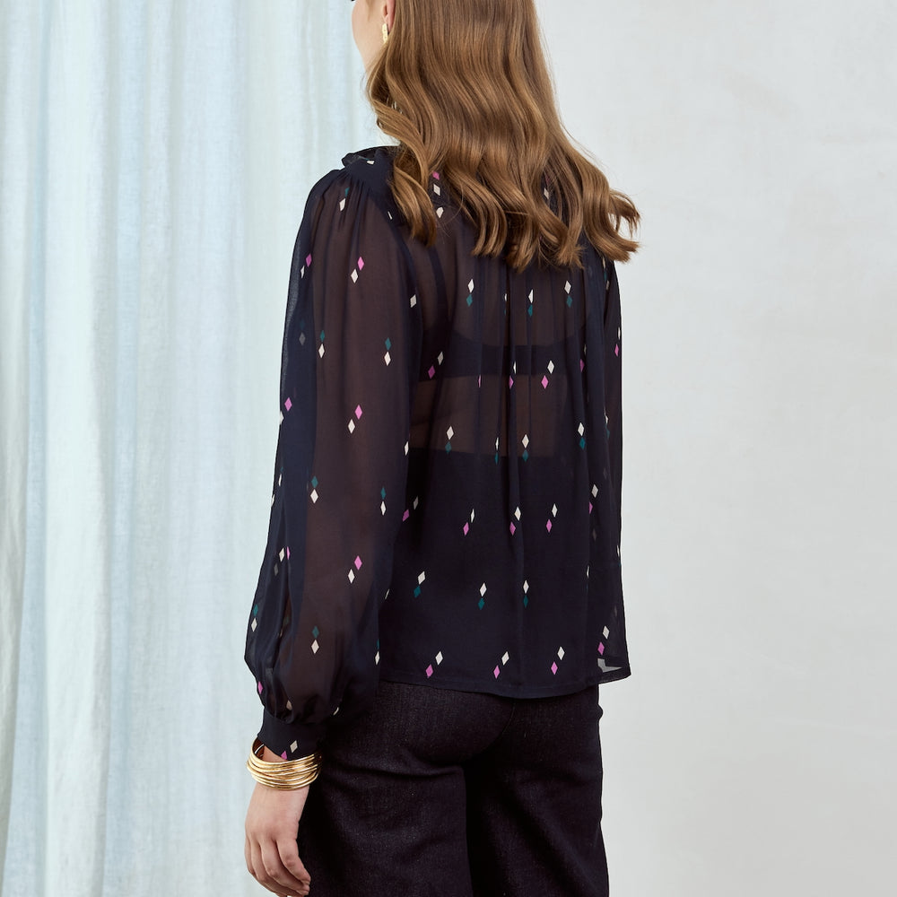 
                      
                        WHOLESALE - DIAMOND POLKA Tie Neck Blouse
                      
                    