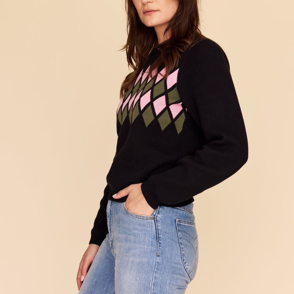 
                      
                        DIAMOND Knit Jumper
                      
                    