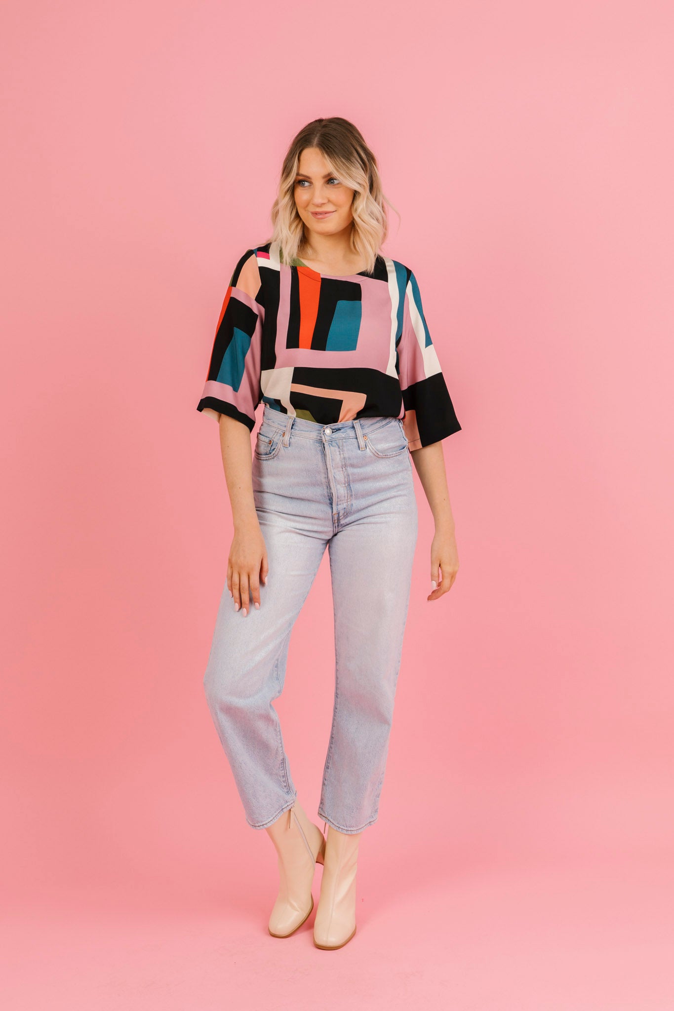 HANGING ON 3/4 Sleeve Top