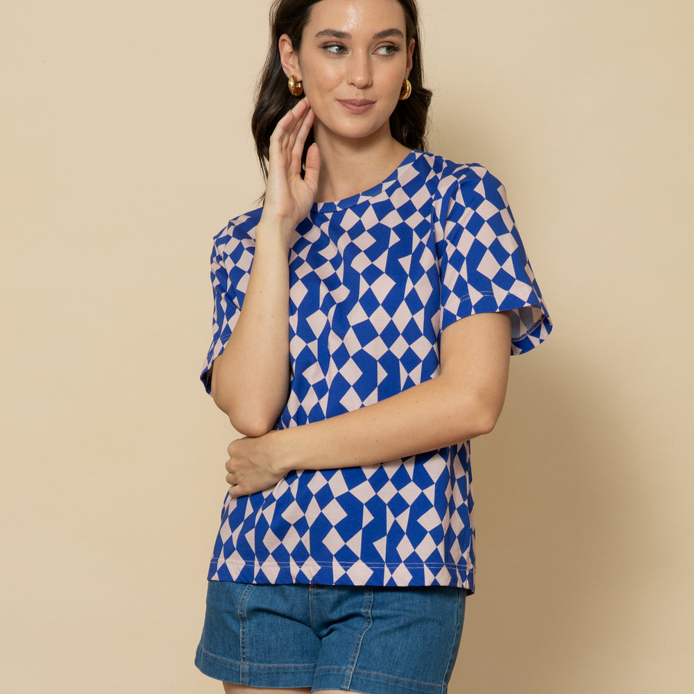 
                      
                        GEO Tee
                      
                    