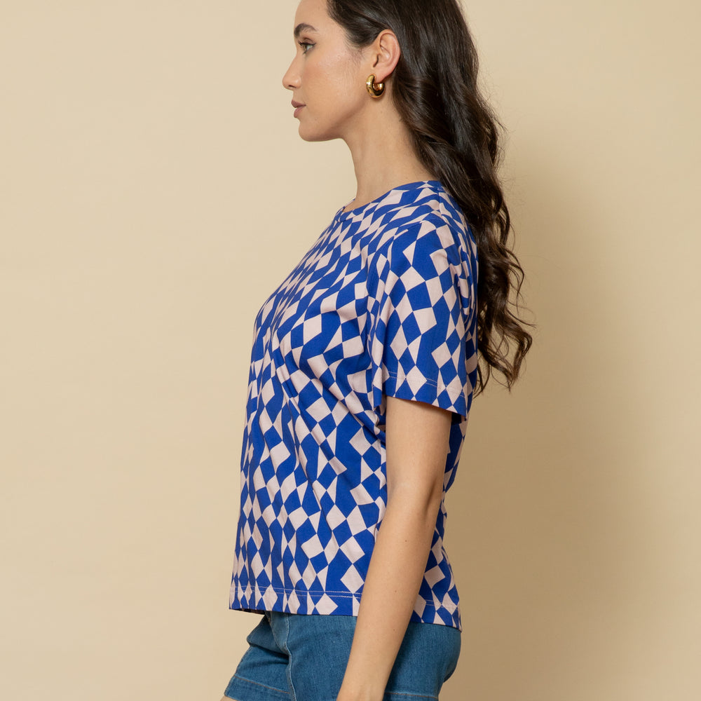 
                      
                        GEO Tee
                      
                    