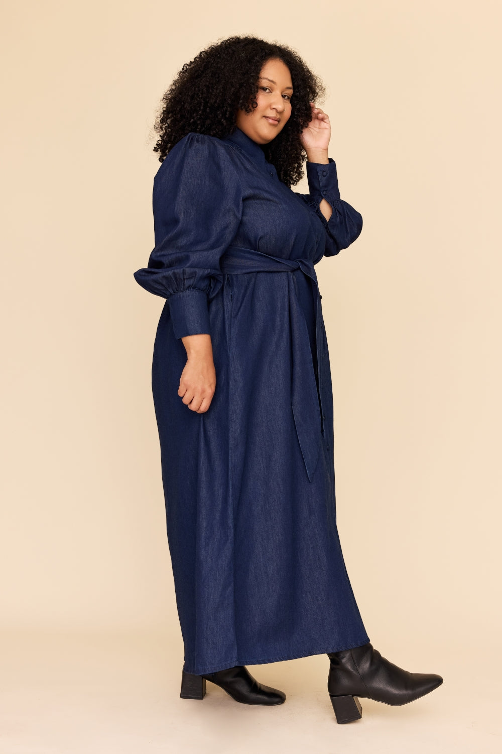 INDIGO CHAMBRAY Midi Shirt Dress