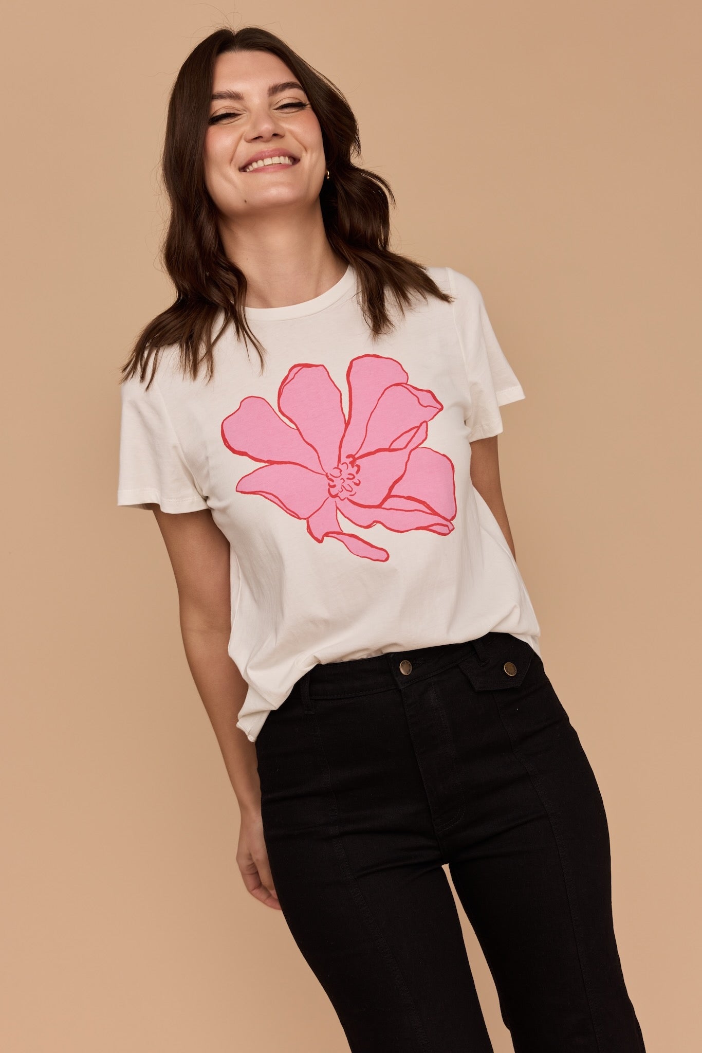 WHOLESALE - MAGNOLIA Single Flower Tee