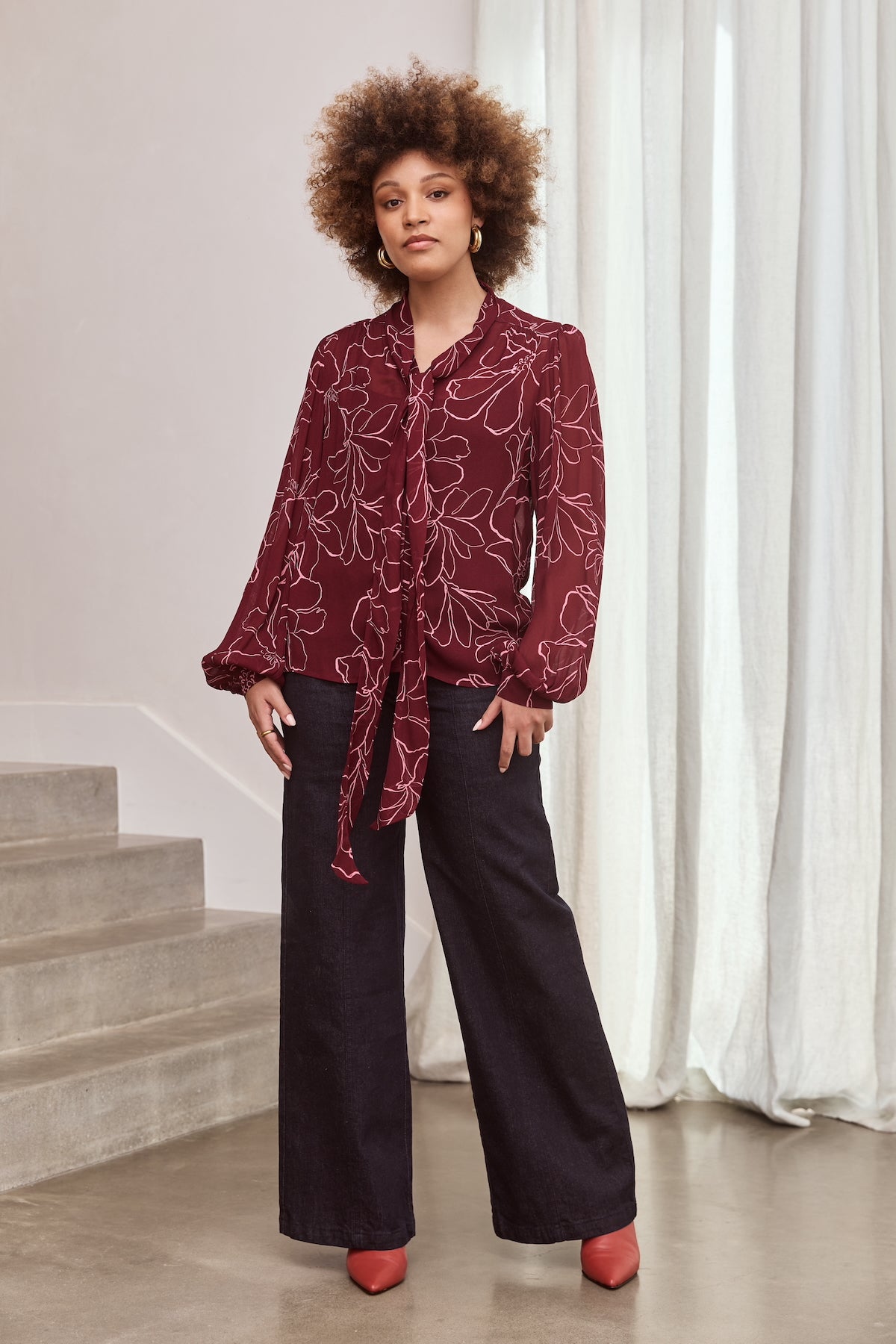 MAGNOLIA Tie Neck Blouse