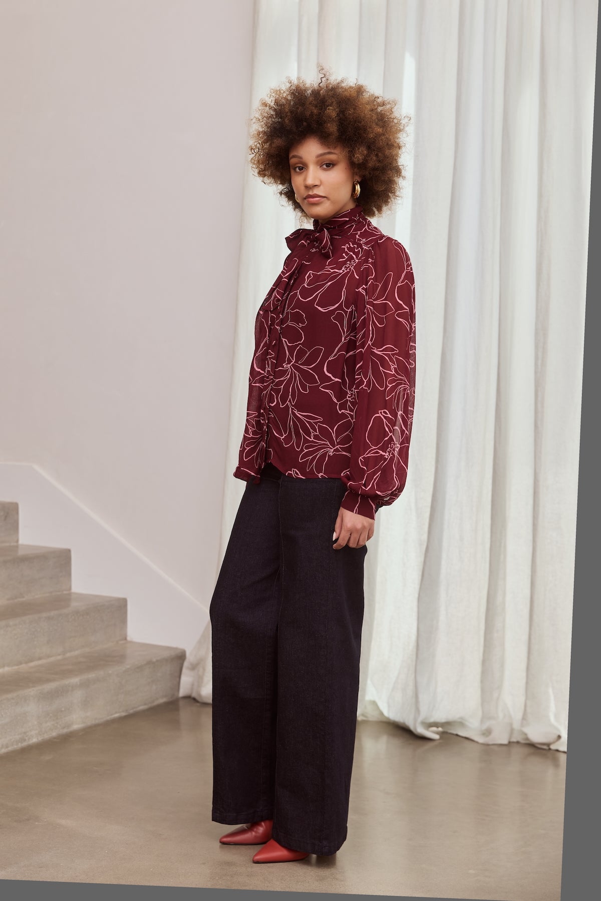 MAGNOLIA Tie Neck Blouse