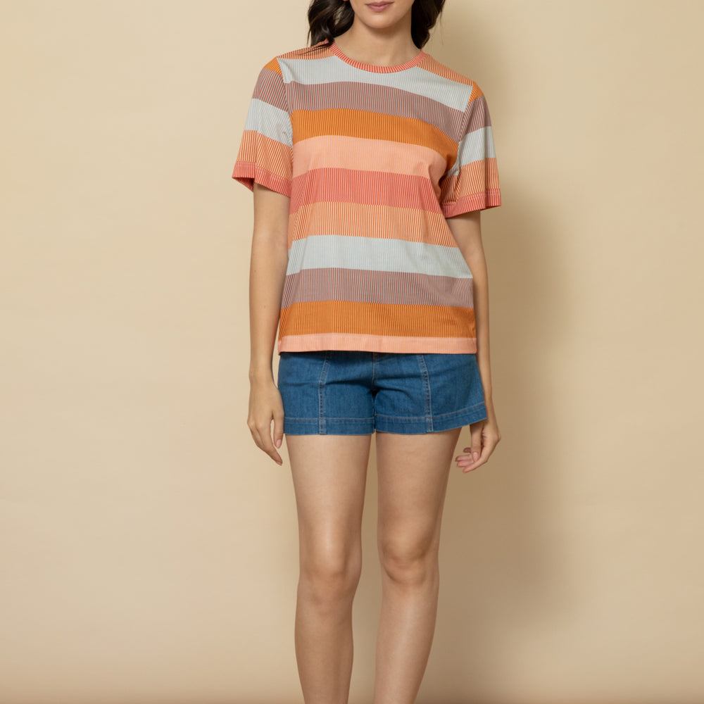 
                      
                        SUNSET Tee
                      
                    