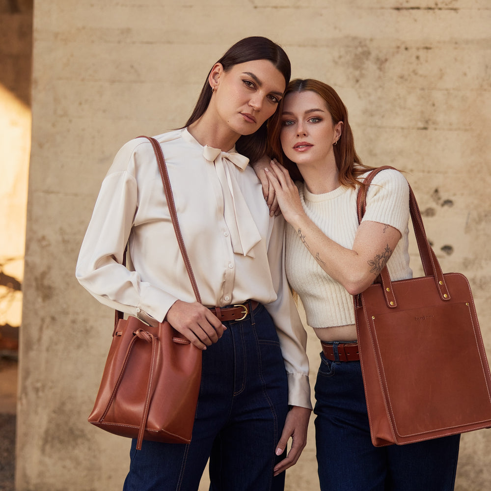 
                      
                        LET ME WORK IT Tote Bag by Byrd Studio - Chestnut Brown Leather
                      
                    