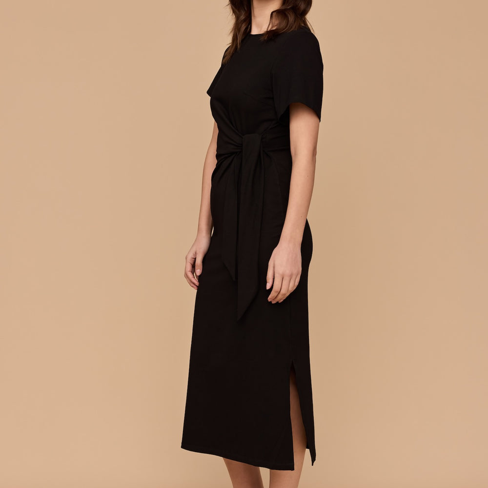 
                      
                        WHOLESALE - BLACK Tie Waist Stretch Dress
                      
                    