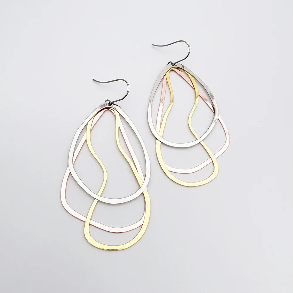 TRI SHAPE Dangle Earrings in Mixed Metals