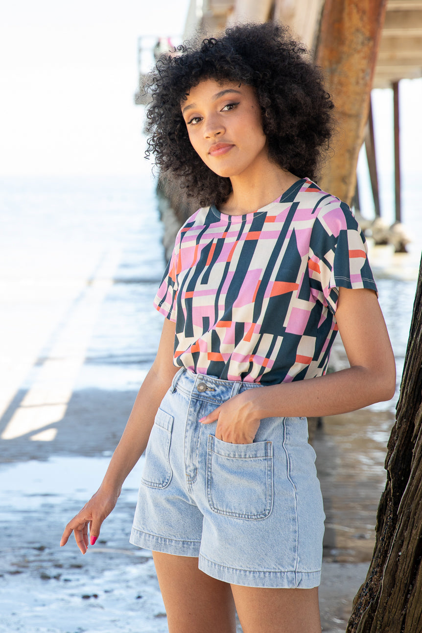 CONNECTED Tee